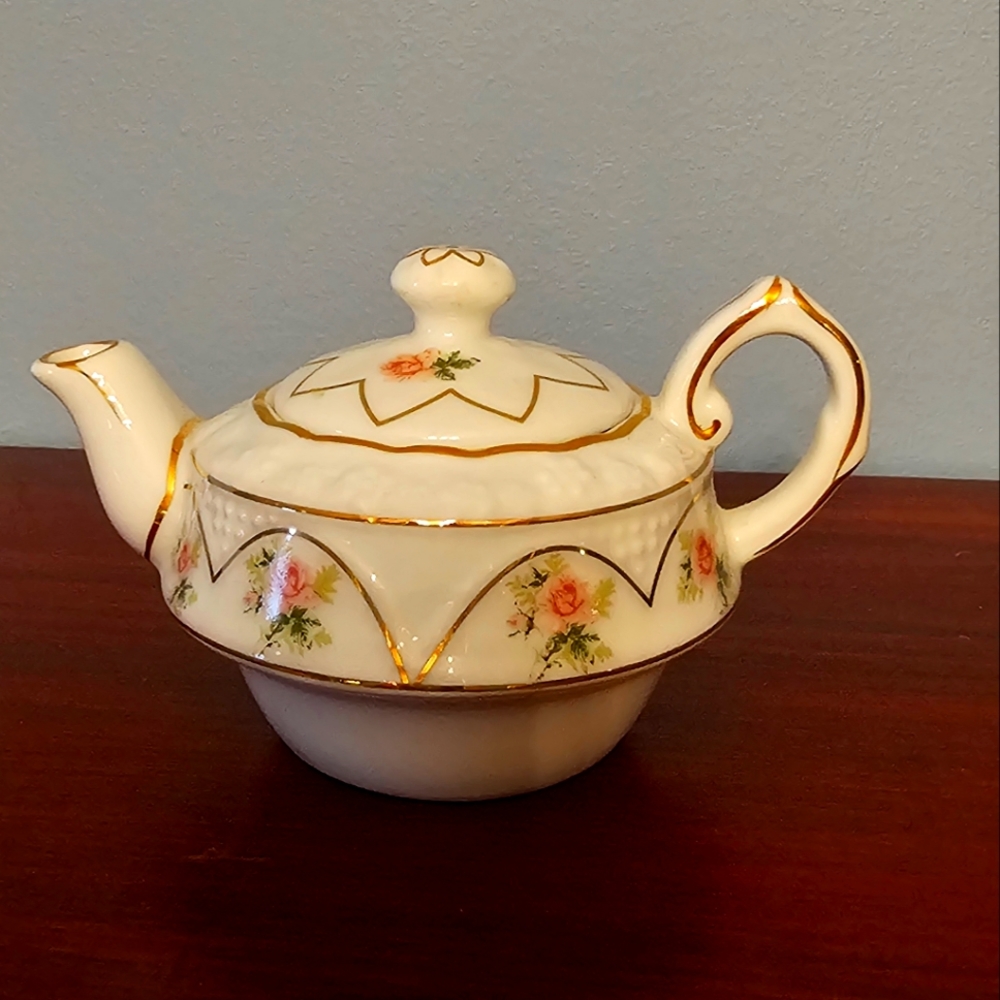 Gorgeous miniature teapot